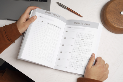 Habit Builder - The ultime guide to discipline and success